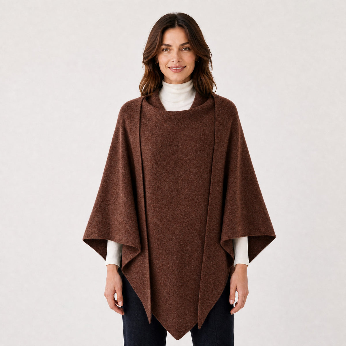 Poncho Châle Enveloppant en Maille Femme marron, vue de face
