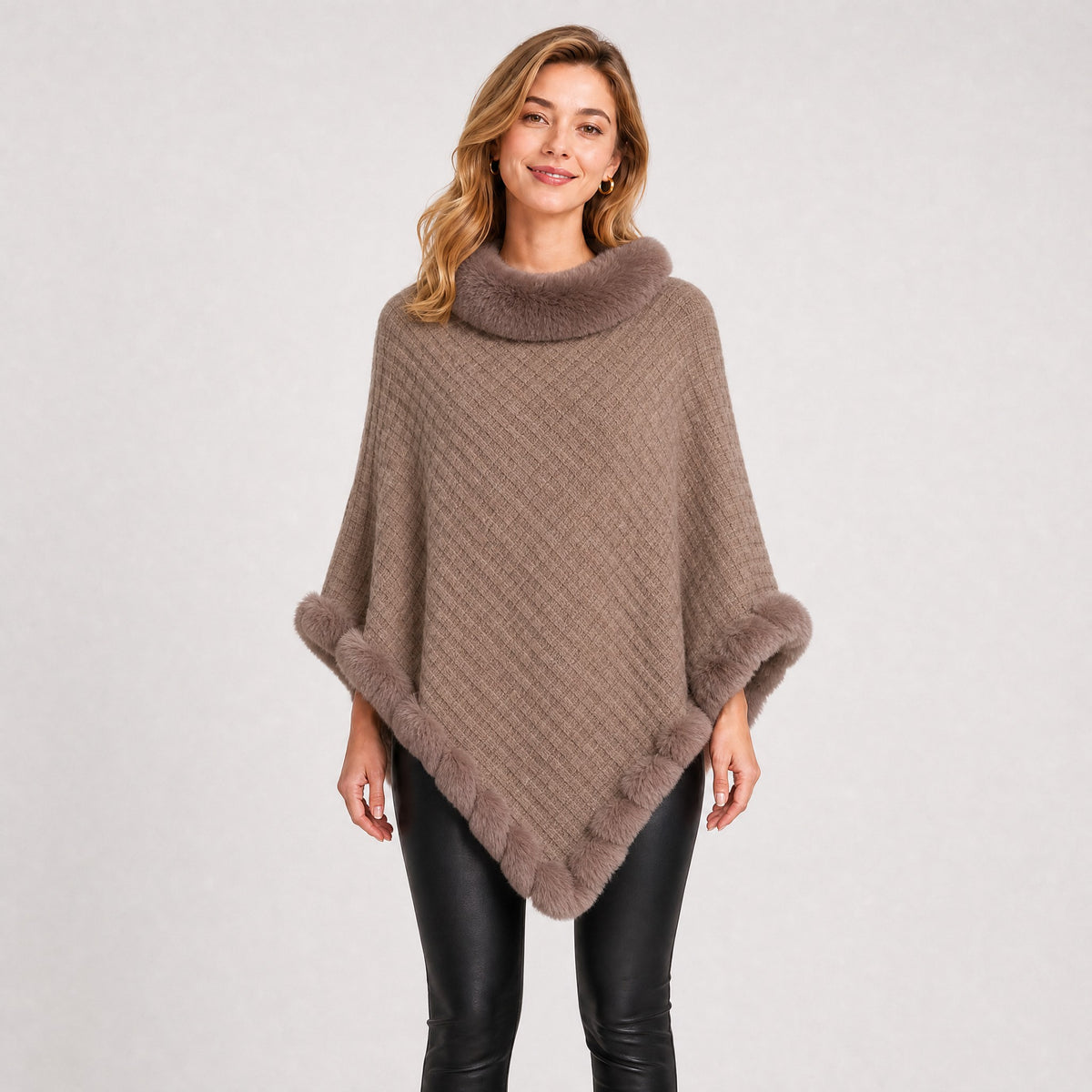 Poncho Tricot Col Effet Fourrure Femme kaki, vue de face