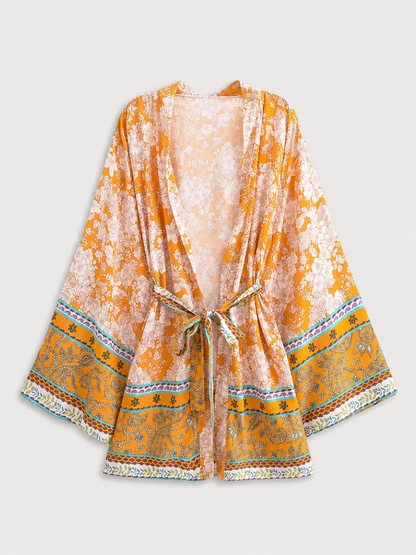Kimono court à dominante ocre