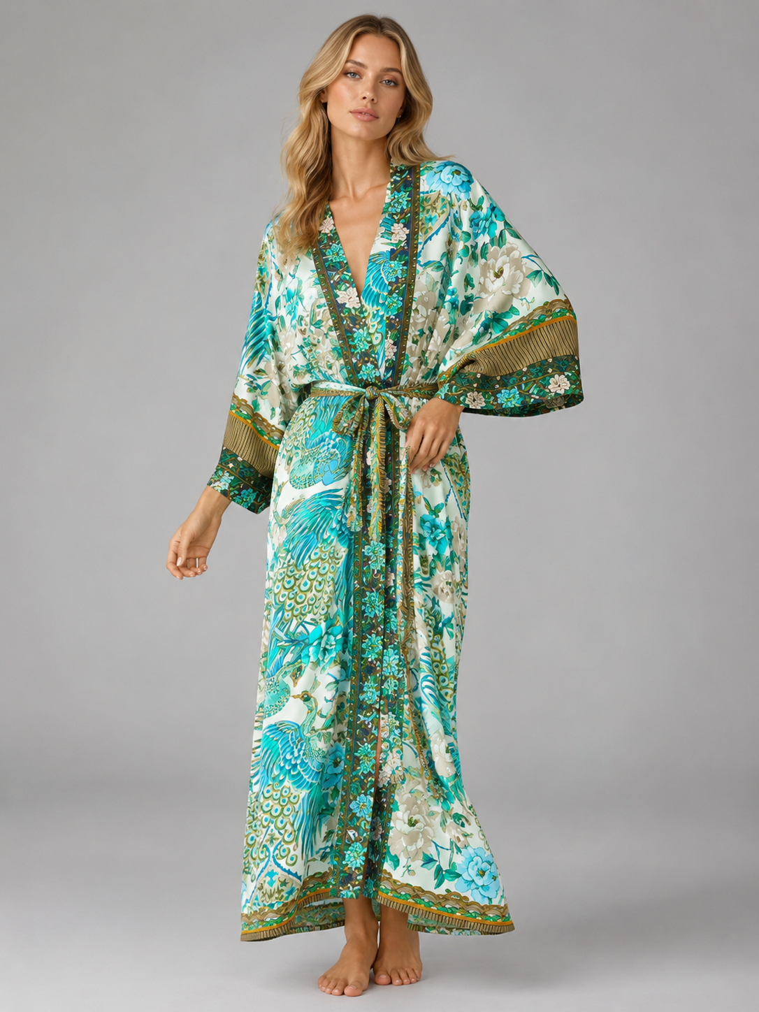 Kimono long aux motifs floraux de paon