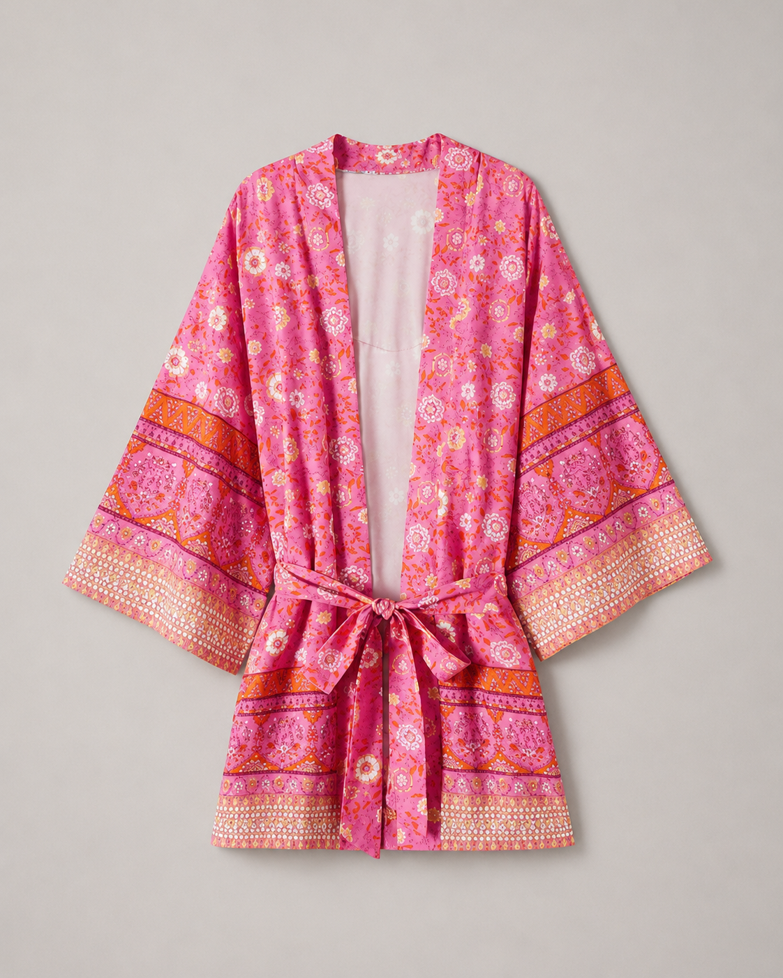 Kimono long rose à motifs floraux