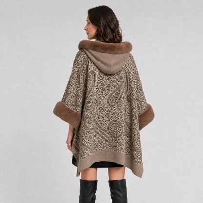 Manteau Poncho à Capuche Motif Paisley Effet Fourrure kaki, vue de dos