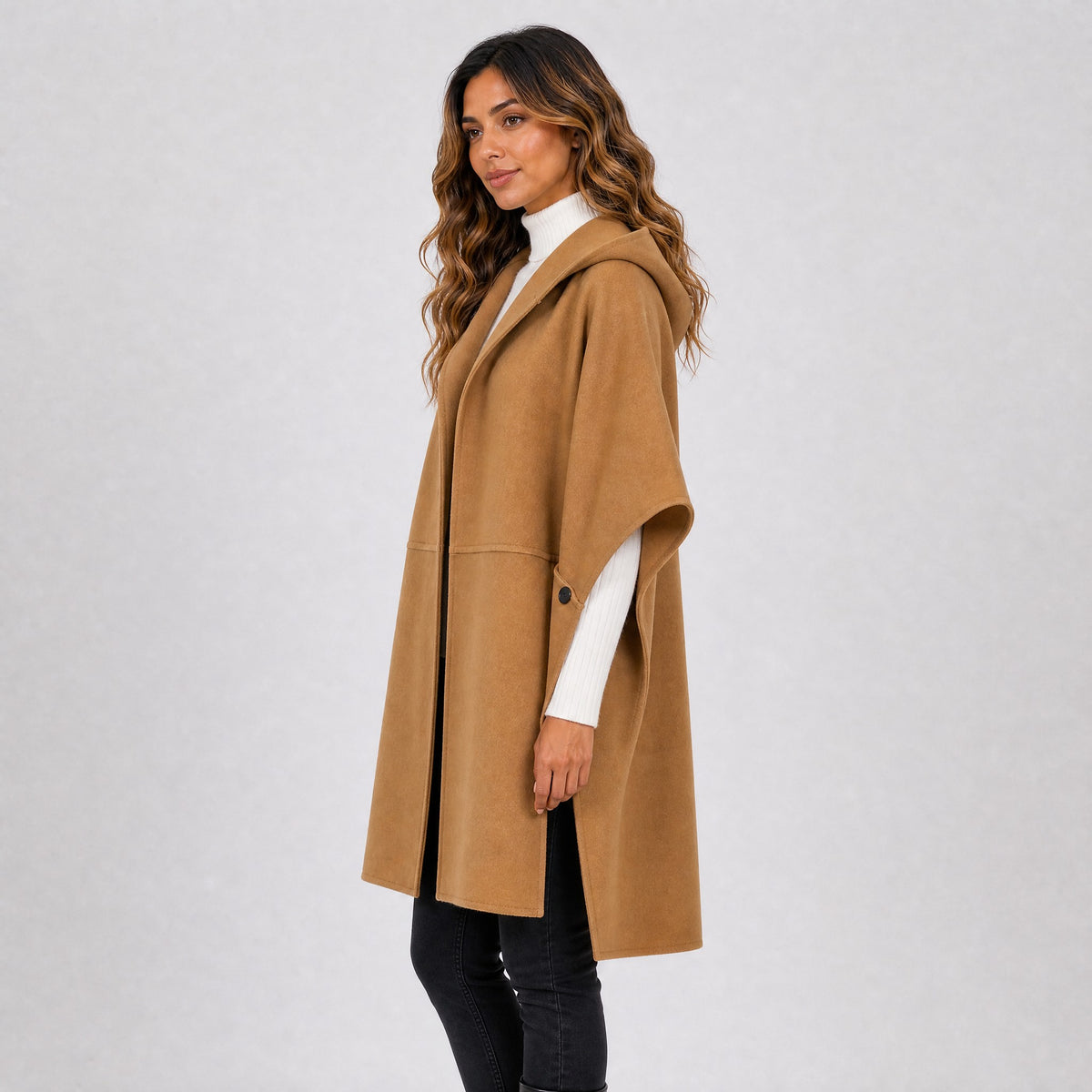 Manteau Poncho Cape à Capuche Femme camel, vue de profil