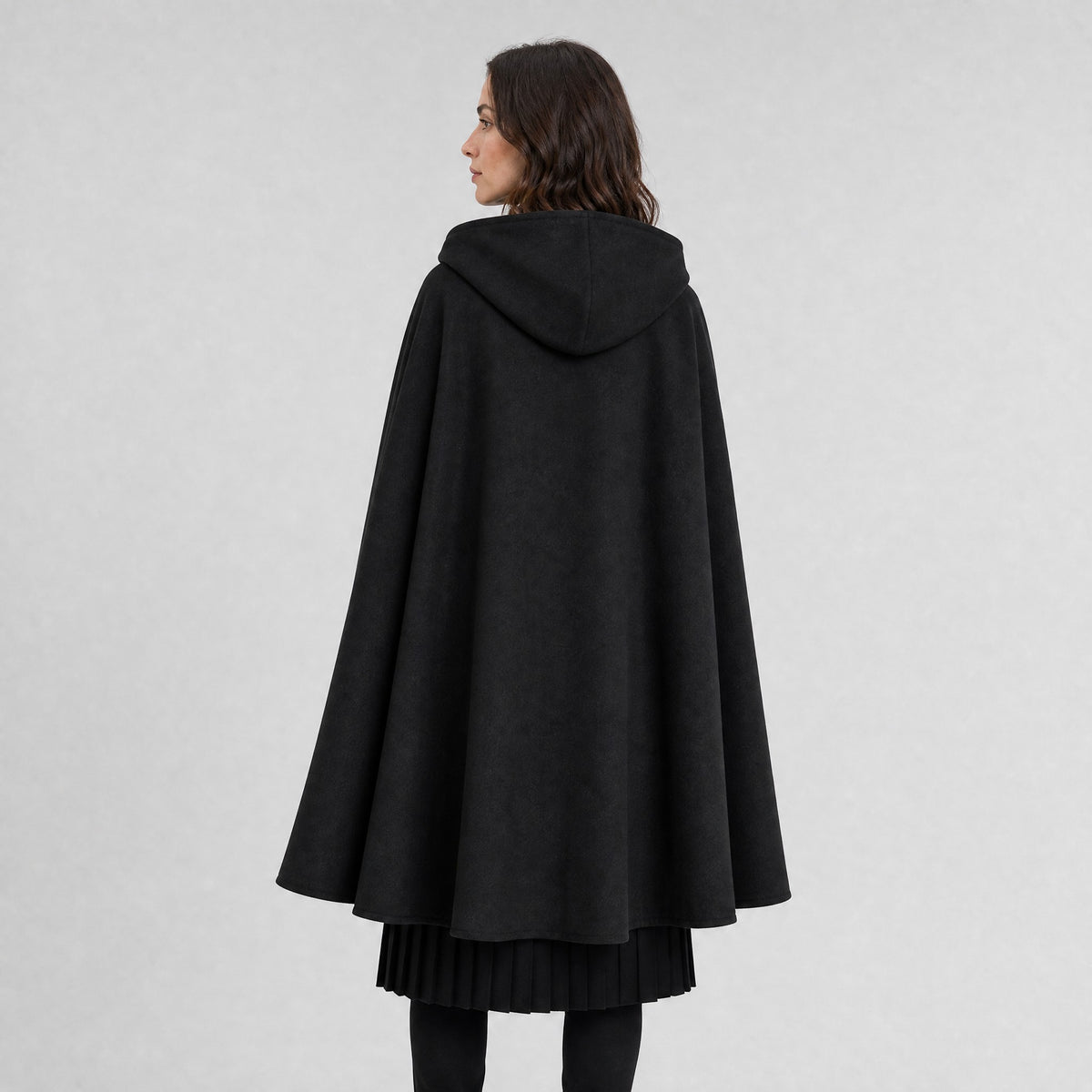 Poncho Cape à Capuche Femme noir, vue de dos