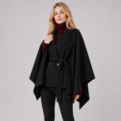 Poncho Cape Ceinturée à Double Boutonnage Femme noir, vue de trois quarts