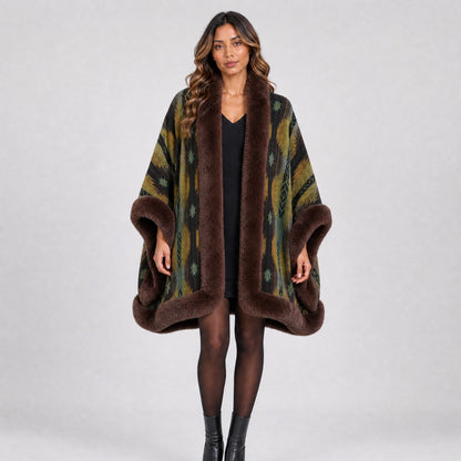 Poncho Cape Jacquard Ethnique Col Effet Fourrure marron, vue de face