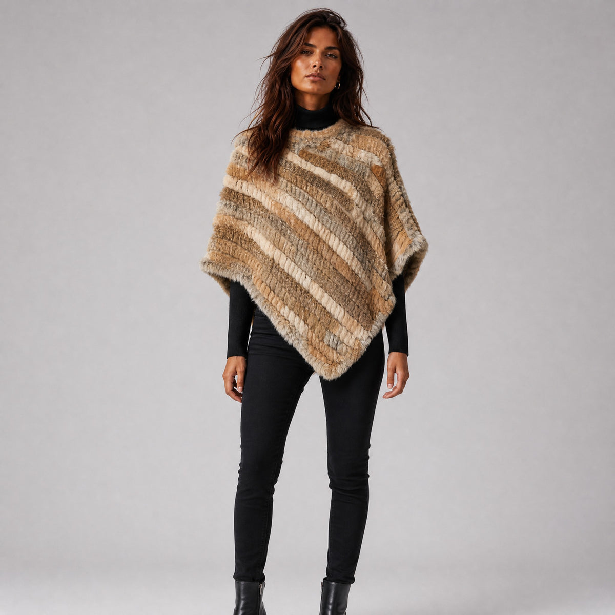 Poncho Court Effet Fourrure Femme beige, vue de face