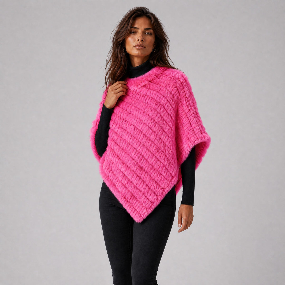 Poncho Court Effet Fourrure Femme rose, vue de trois quarts